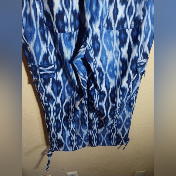 Chicos Zenergy Cropped Pants Blue Patterned Coastal Beach Boho Classy - Picture 10 of 14